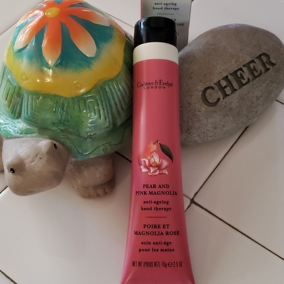 Crabtree & Evelyn Anti Aging Hand Therapy - Picture 1 of 6